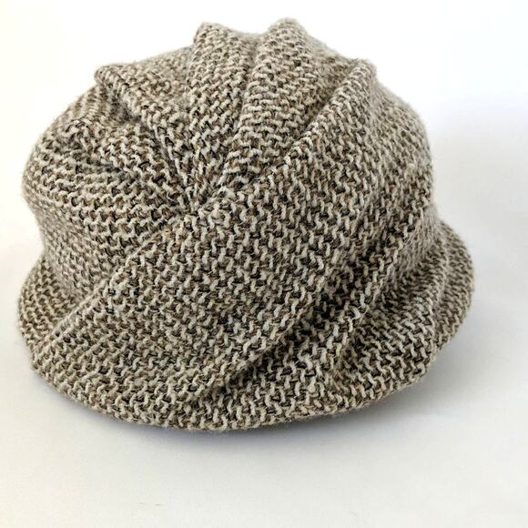 Vintage CHANEL Tweed City Hat Wool Tan Cloche 57 Luxury Old Money - Picture 3 of 11